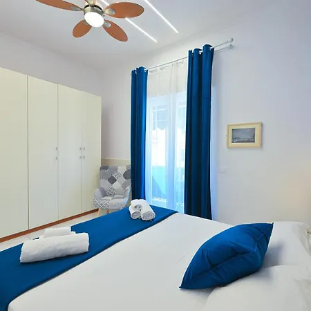 Oikos Apartment Ischia